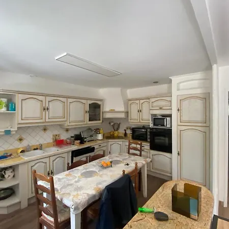 Semesterbostad Location Saisonniere - Maison 5 Pieces Avec Piscine - 6 Personnes Ajaccio (Corsica)