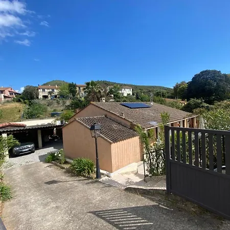 Location Saisonniere - Maison 5 Pieces Avec Piscine - 6 Personnes *