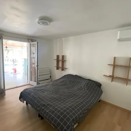 Location Saisonniere - Maison 5 Pieces Avec Piscine - 6 Personnes Holiday home